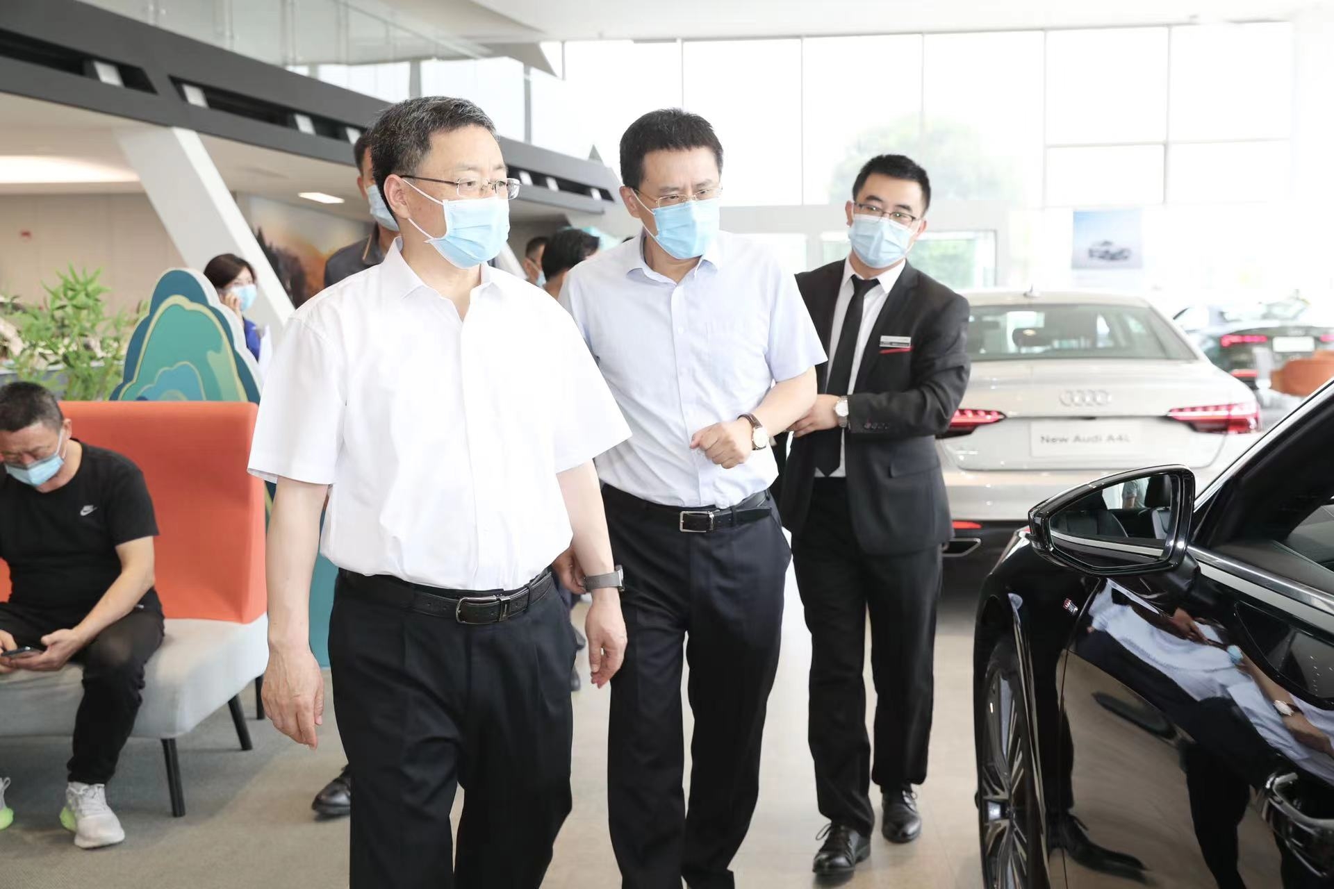 济南市委副书记、市长于海田莅临集团调研增进汽车消费及连续恢复生长情况